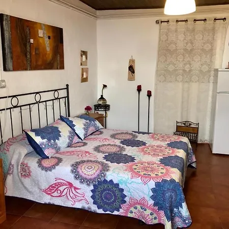 La Cuadra El Calabres * أغيميس